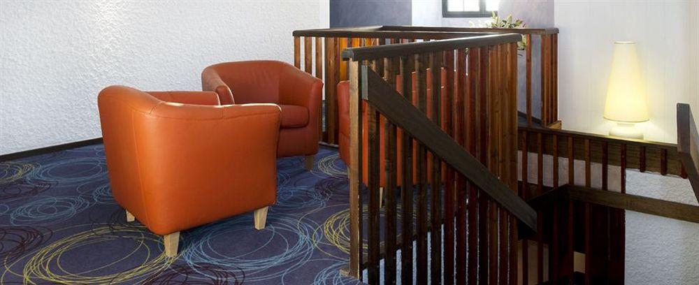 Hotel Les Peyrieres Olemps 외부 사진