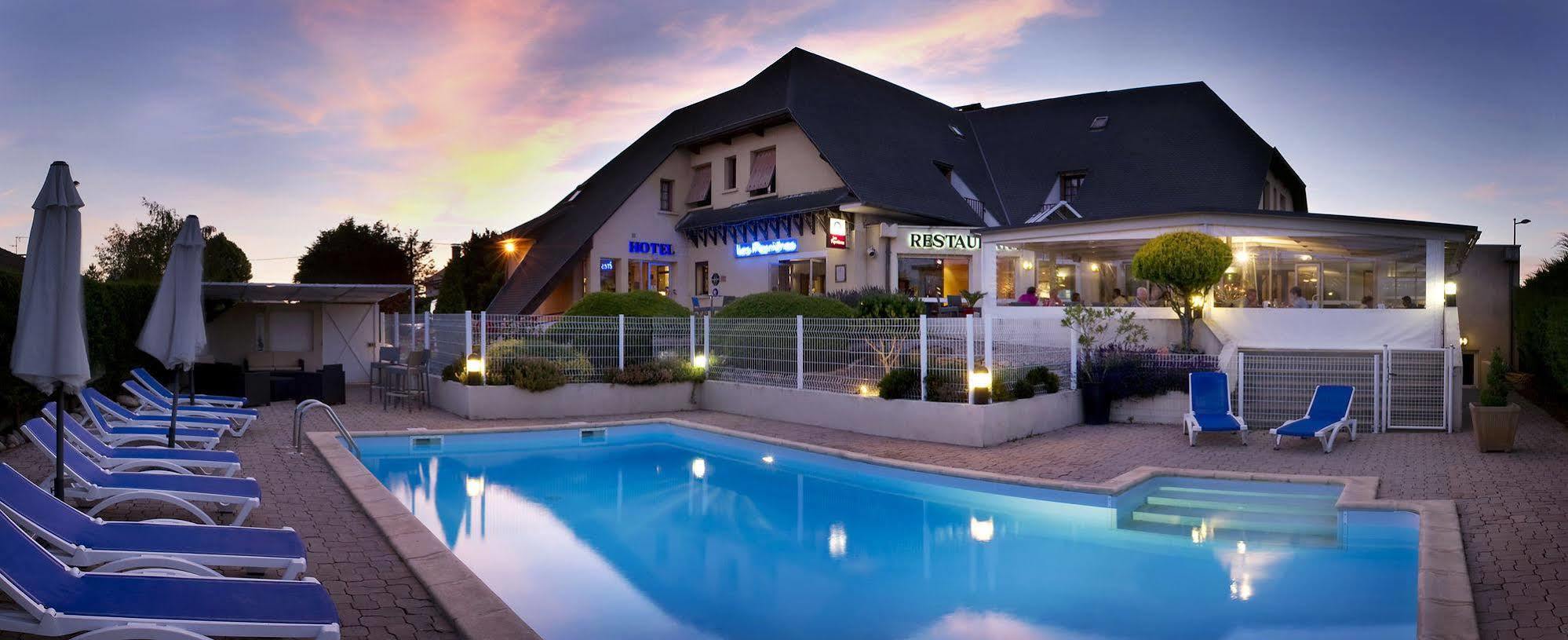 Hotel Les Peyrieres Olemps 외부 사진