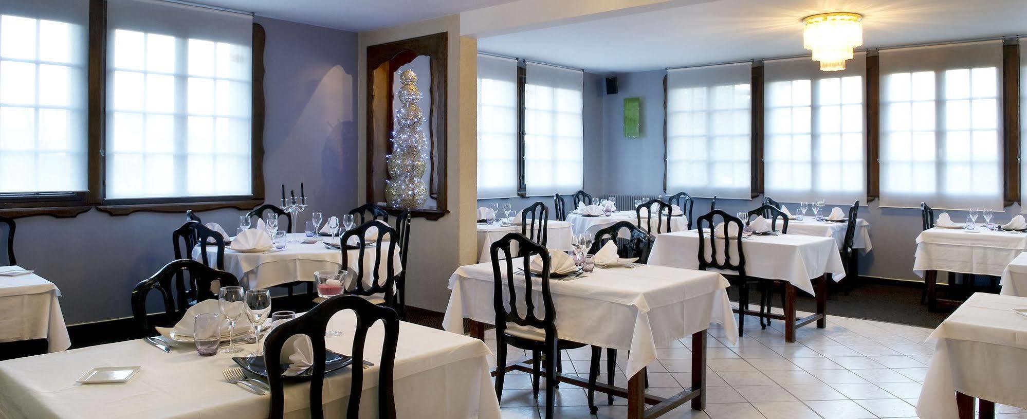 Hotel Les Peyrieres Olemps 외부 사진